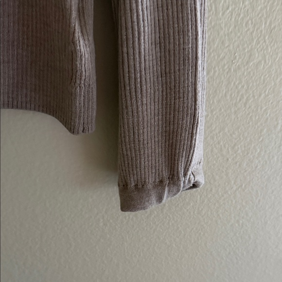 Splendid Lightweight Rib Sweater - Picture 3 of 6